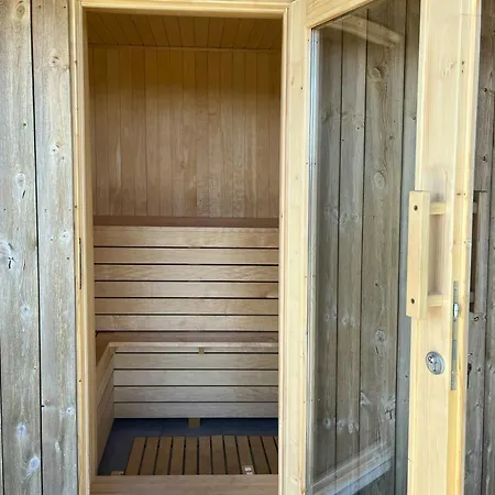 Casa vacanze By The Waterway With Sauna And Jetty *