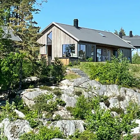 By The Waterway With Sauna And Jetty