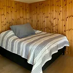 Hébergement de vacances By The Waterway With Sauna And Jetty Hovag