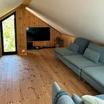 Hébergement de vacances By The Waterway With Sauna And Jetty Hovag